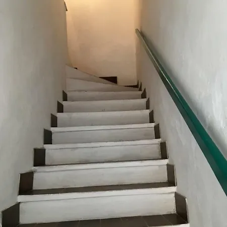아파트 Da Lucio - Tipico Nel Centro Storico Di *